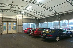 活动式仓库可广泛应用于救灾现场篷房，作为临时学校、临时指挥部帐篷、工业帐篷、临时食堂、活动房等。